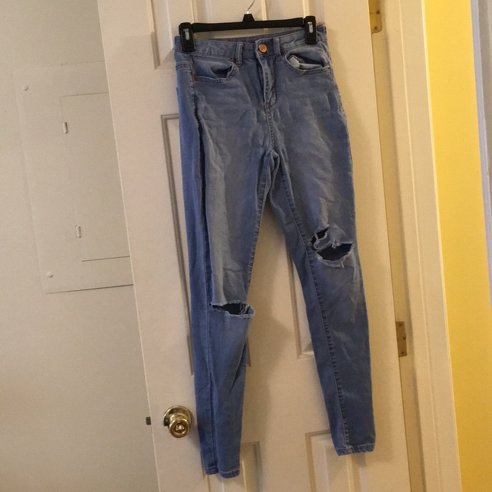 Ripped jeans
